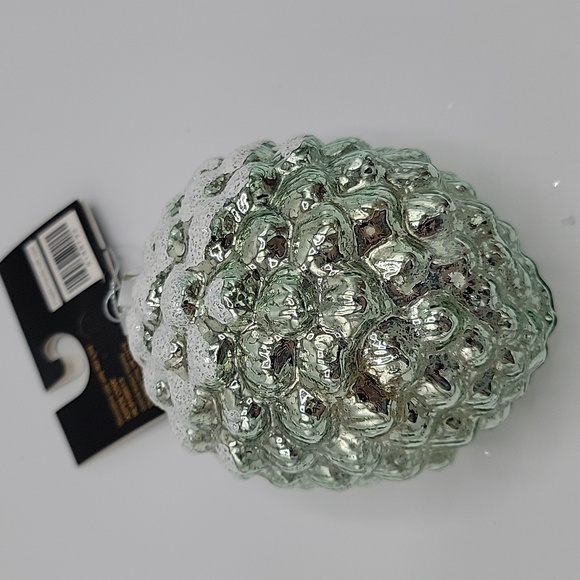 NWT Robert Stanley Glass Snowy Pine Cone Owl Christmas Ornament - Picture 6 of 6